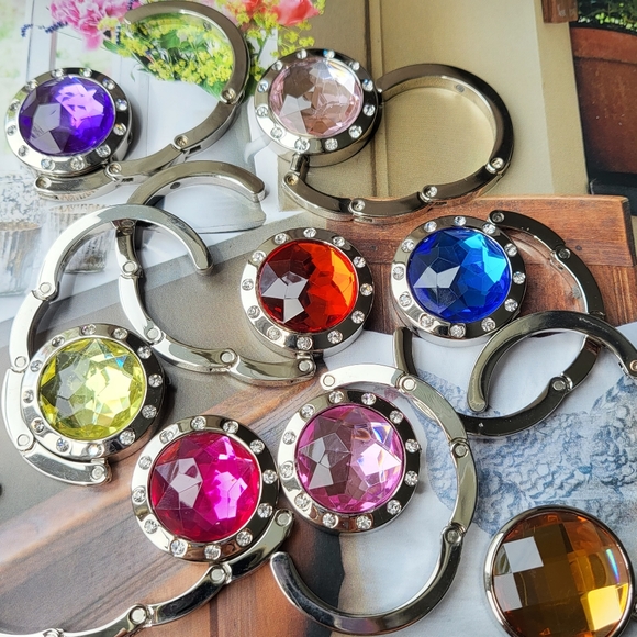 purse hook - Picture 2 of 12